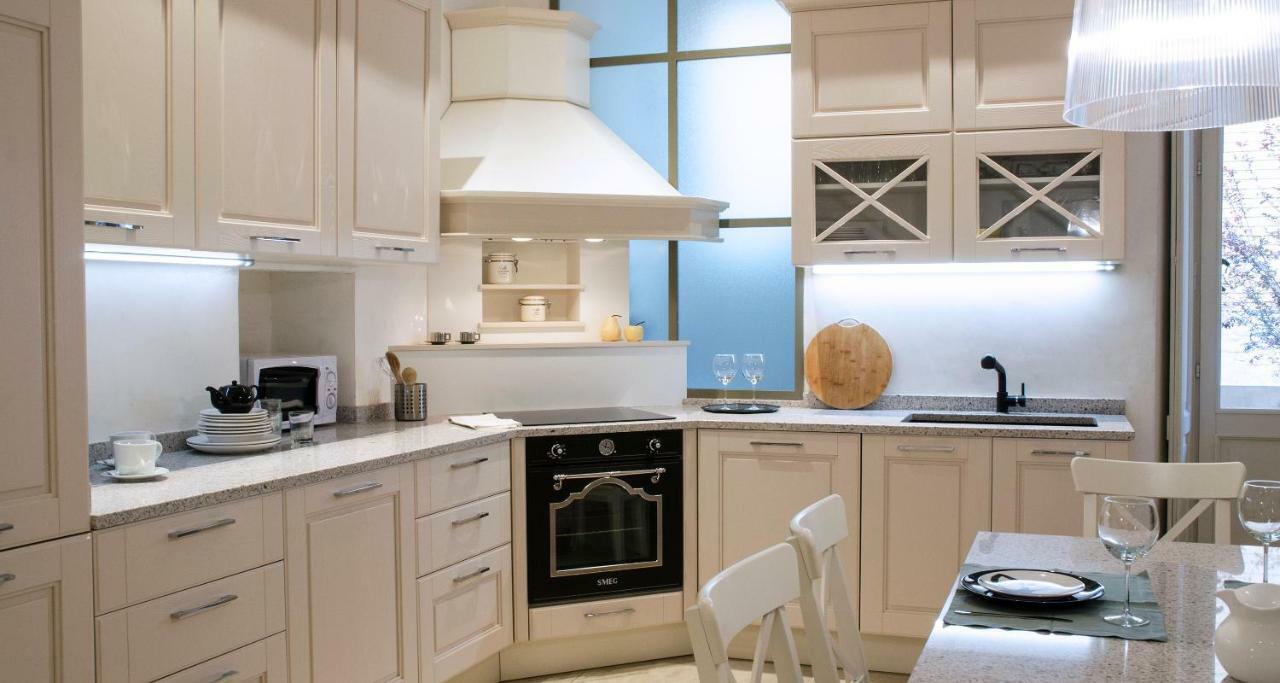 Joivy Splendid 3Br Apt With Parking And Terrace In Como Lake Como Eksteriør billede