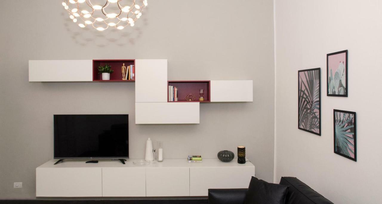 Joivy Splendid 3Br Apt With Parking And Terrace In Como Lake Como Eksteriør billede