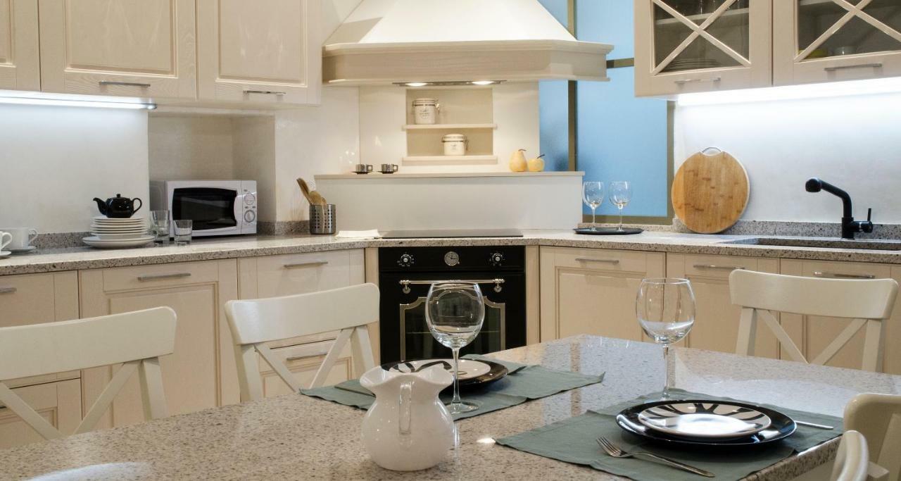 Joivy Splendid 3Br Apt With Parking And Terrace In Como Lake Como Eksteriør billede